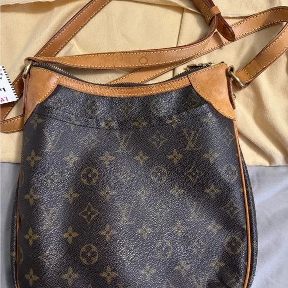 LV Odeon PM crossbody bag, please see pics for details, good used condition - Picture 11 of 15